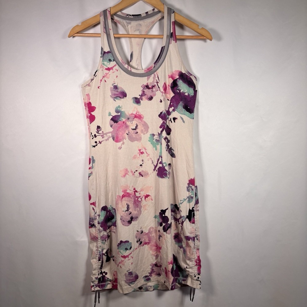 Lululemon Dress Womens 6 No Tag Cinch Floral Athleisure Performance Tennis